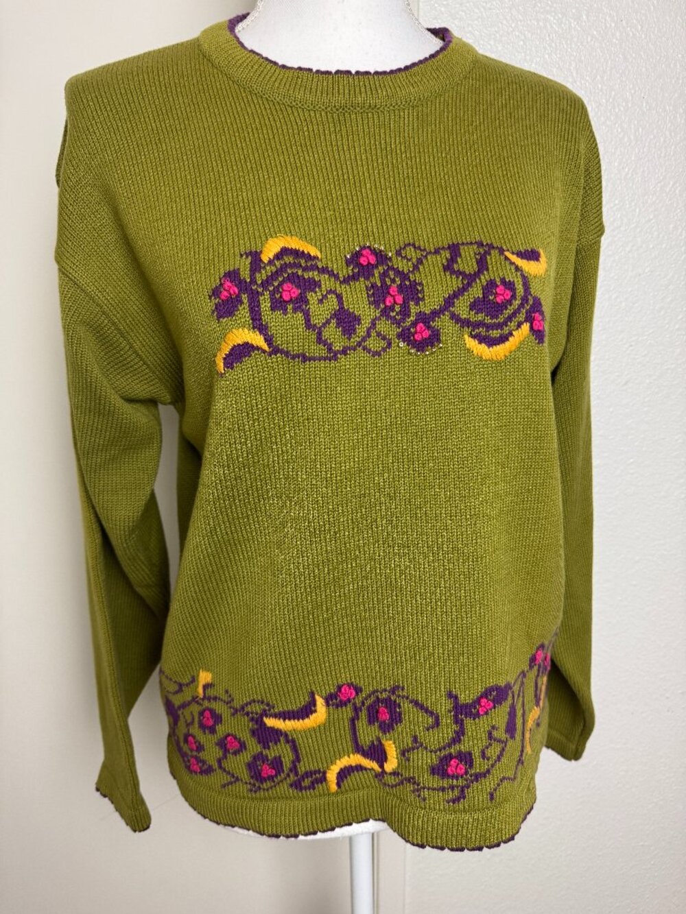 Vintage Contempo Sports Olive Green Embroidered Sweater Eclectic 80s 90s Sz M